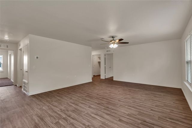 636 Crockett Drive, Cleburne, TX 76031