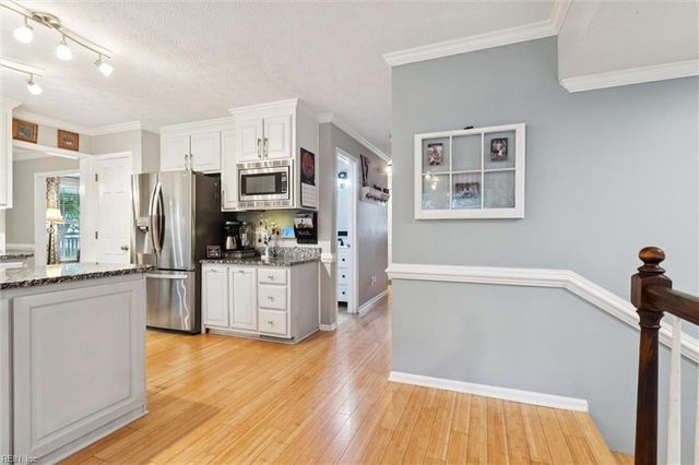 100 Elise PL, Yorktown, VA 23693