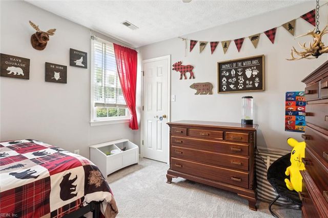 100 Elise PL, Yorktown, VA 23693