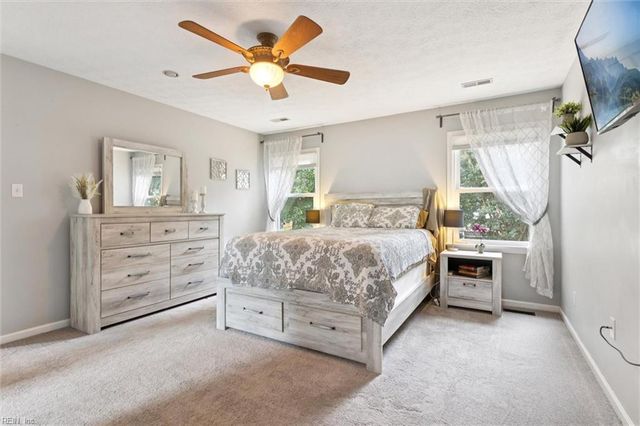 100 Elise PL, Yorktown, VA 23693