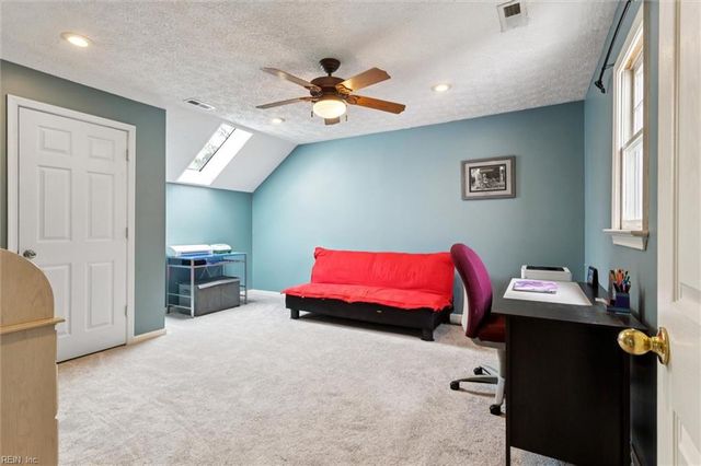 100 Elise PL, Yorktown, VA 23693