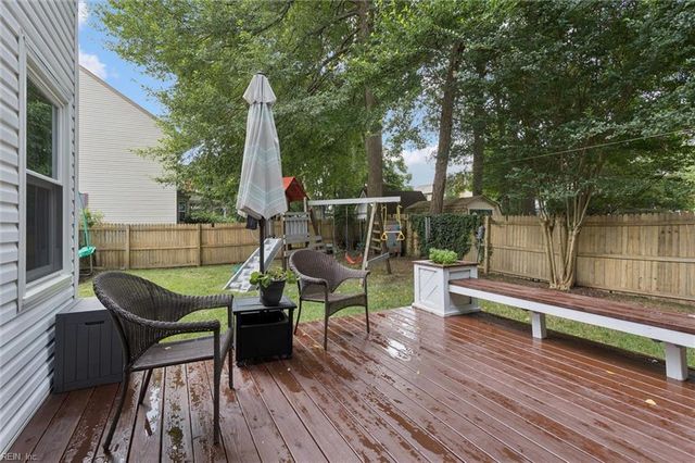 100 Elise PL, Yorktown, VA 23693