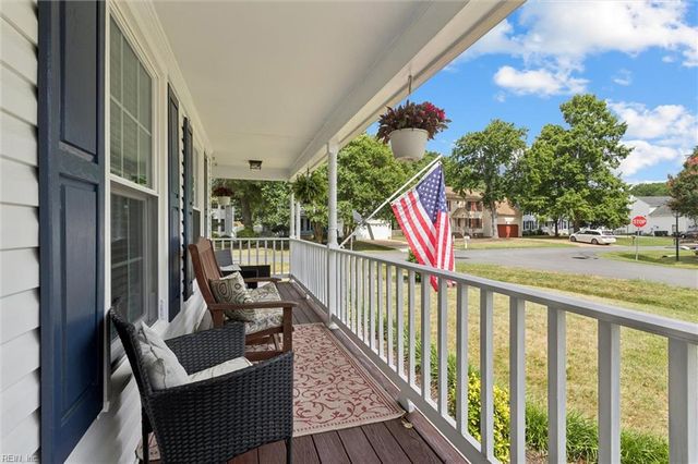 100 Elise PL, Yorktown, VA 23693