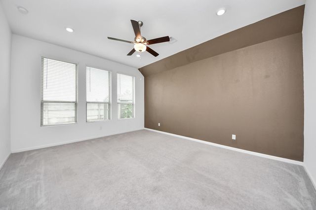 4707 Stoney Terrace Trail, Baytown, TX 77521