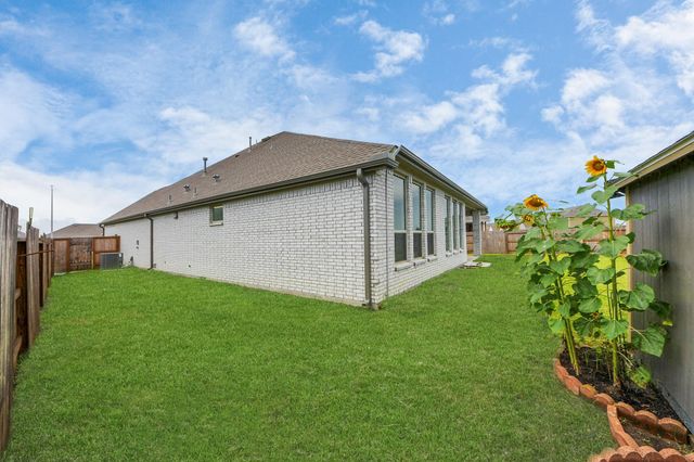 4707 Stoney Terrace Trail, Baytown, TX 77521