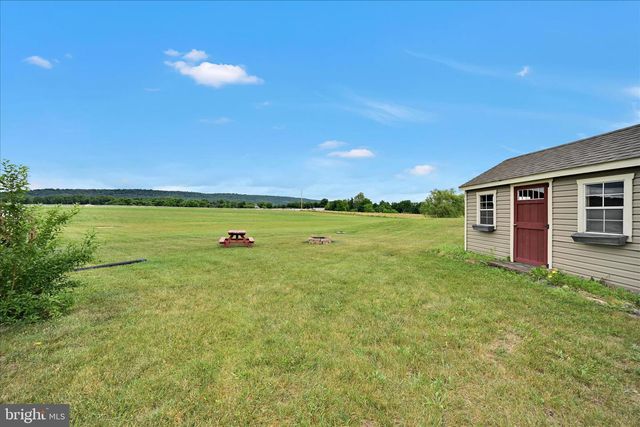 638 MANADA GAP RD, Grantville, PA 17028