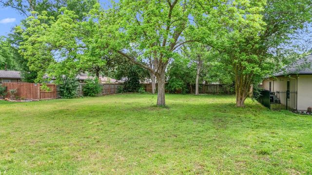 1916 Springrock Lane, Houston, TX 77080