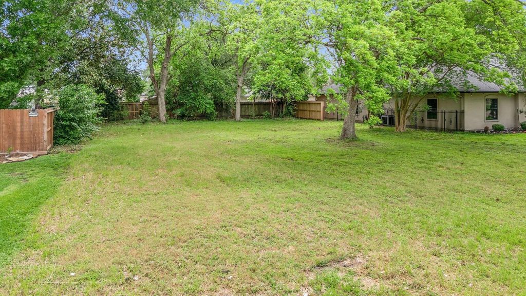 1916 Springrock Lane, Houston, TX 77080
