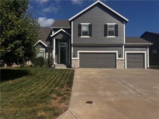 3245 N. 123rd Terrace, Kansas City, KS 66109