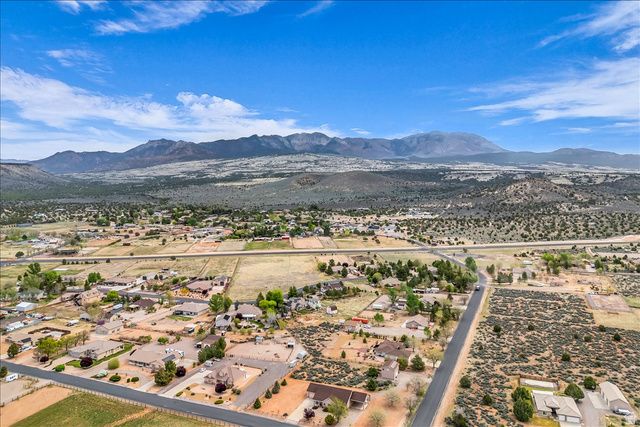 736 DAMMERON VALLEY DR, Dammeron Valley, UT 84783
