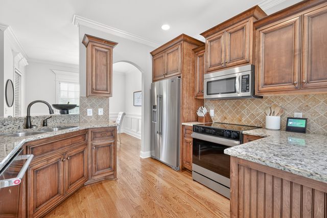 109 Waters Hill Cir, Lebanon, TN 37087