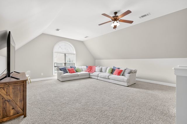 109 Waters Hill Cir, Lebanon, TN 37087