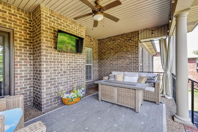 109 Waters Hill Cir, Lebanon, TN 37087
