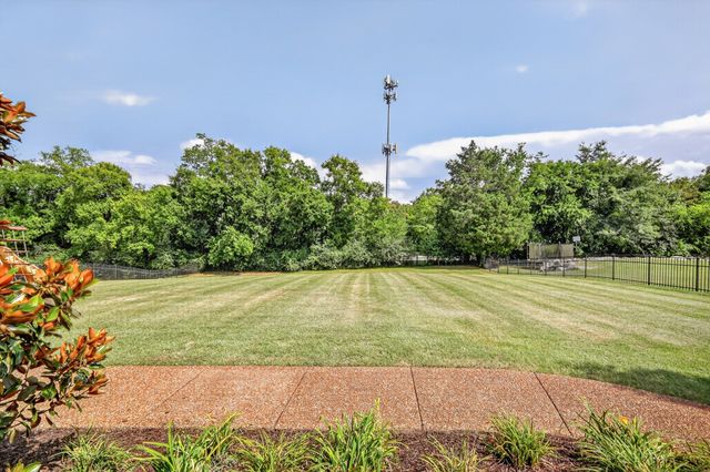 109 Waters Hill Cir, Lebanon, TN 37087