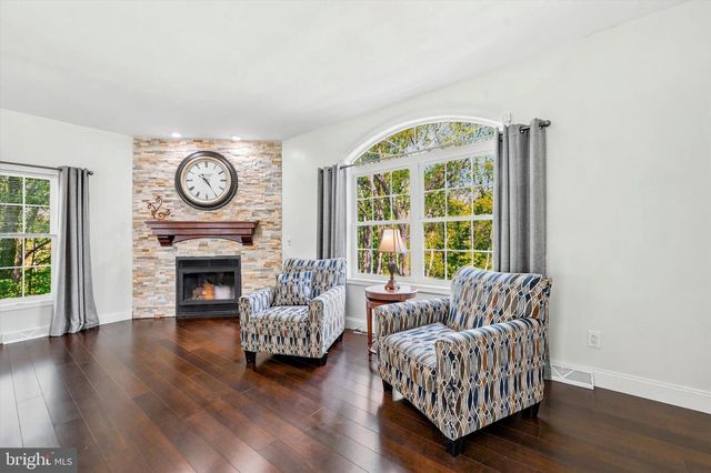 7 KATHLEEN DR, Landenberg, PA 19350