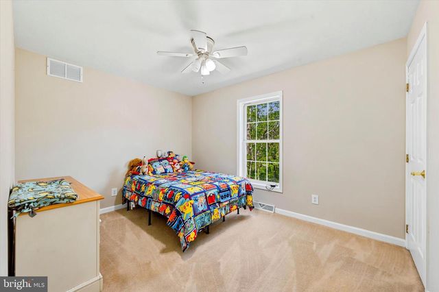 7 KATHLEEN DR, Landenberg, PA 19350