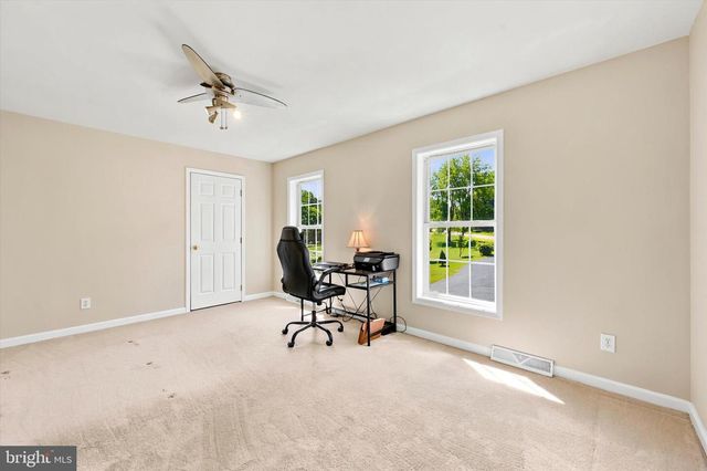 7 KATHLEEN DR, Landenberg, PA 19350