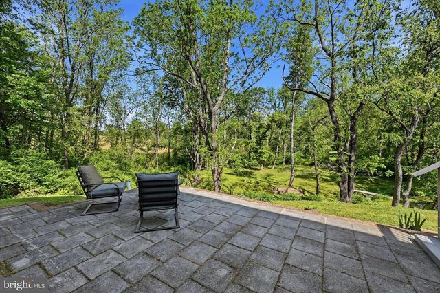 7 KATHLEEN DR, Landenberg, PA 19350