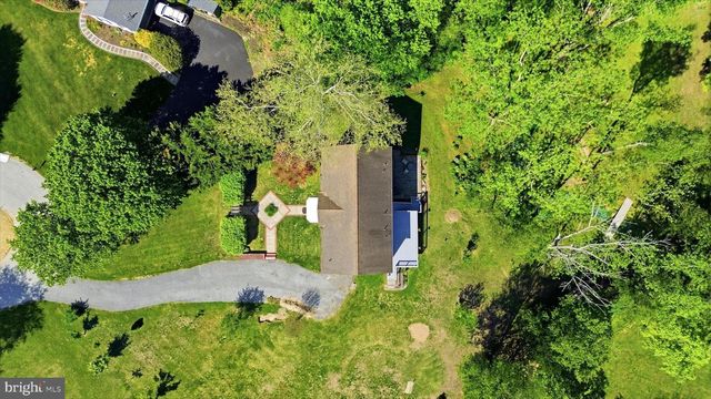 7 KATHLEEN DR, Landenberg, PA 19350