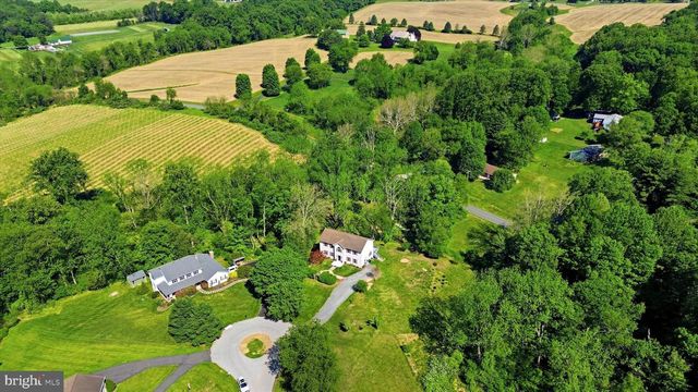 7 KATHLEEN DR, Landenberg, PA 19350