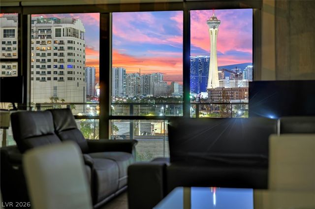 353 East Bonneville Avenue 626, Las Vegas, NV 89101