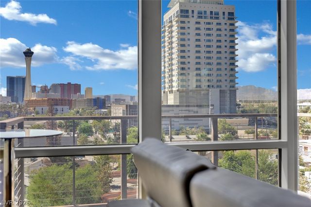 353 East Bonneville Avenue 626, Las Vegas, NV 89101