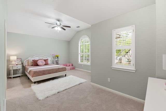 19211 E Larah Lane, Houston, TX 77094