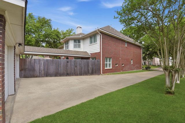 19211 E Larah Lane, Houston, TX 77094