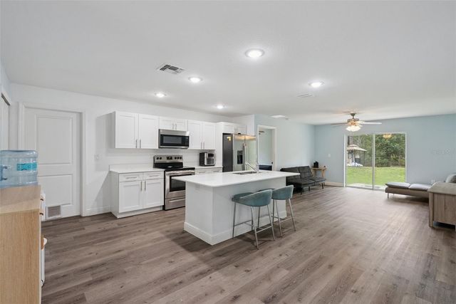 1639 11TH AVENUE, Deland, FL 32724