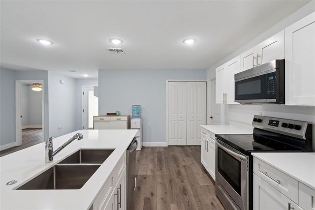 1639 11TH AVENUE, Deland, FL 32724