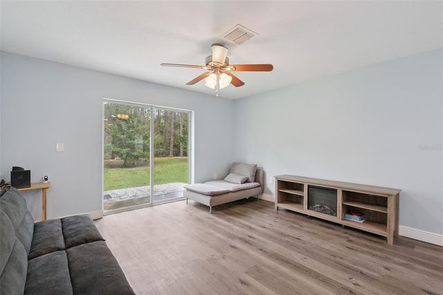 1639 11TH AVENUE, Deland, FL 32724