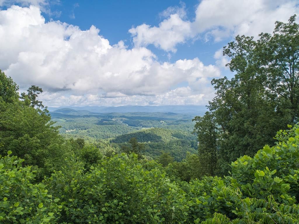 130 Trophy Buck Point, Murphy, NC 28906