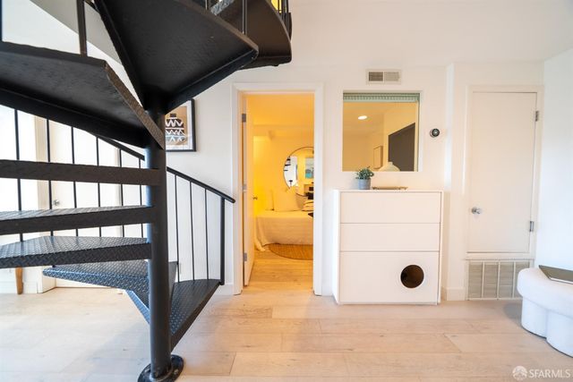 2301 Harrison Street 203, San Francisco, CA 94110