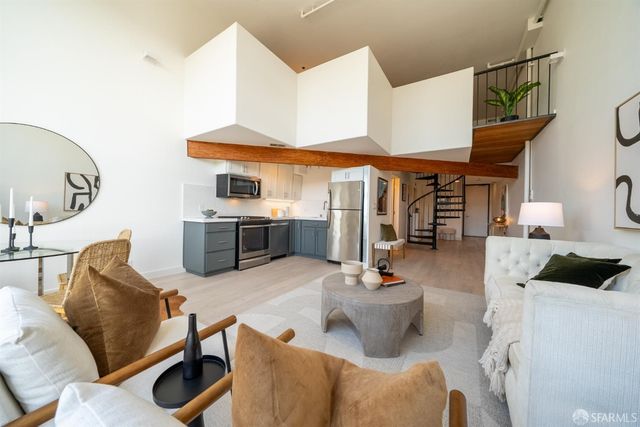 2301 Harrison Street 203, San Francisco, CA 94110