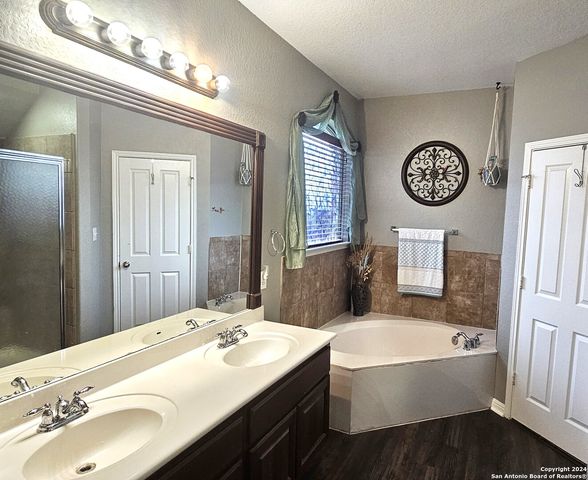 2200 OAK PLACE, Schertz, TX 78154