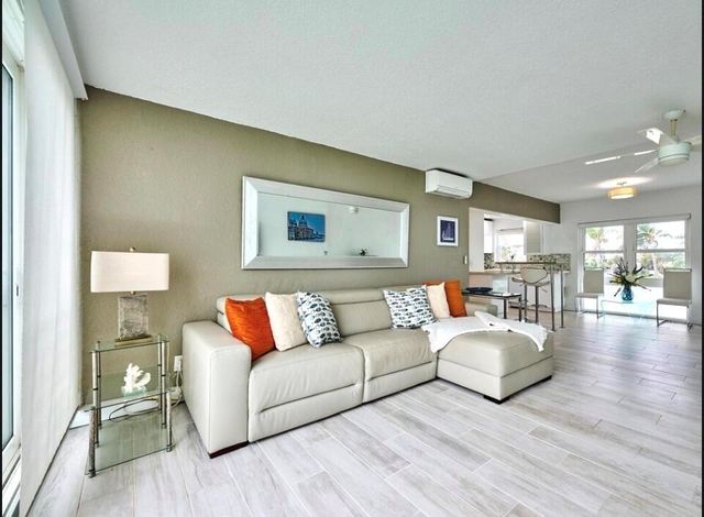 1043 Hillsboro 21c, Hillsboro Beach, FL 33062