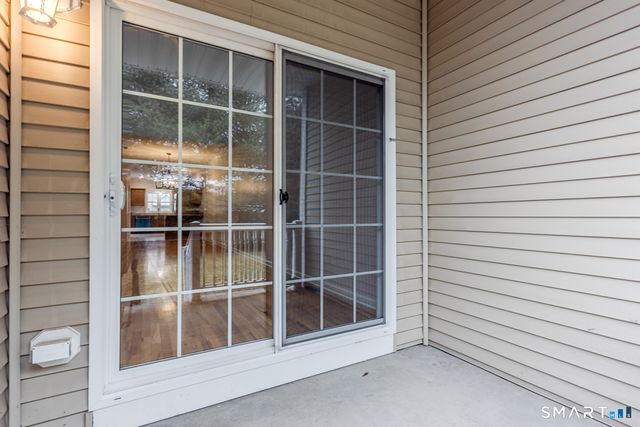 511 Elm Street 3-2, North Haven, CT 06473