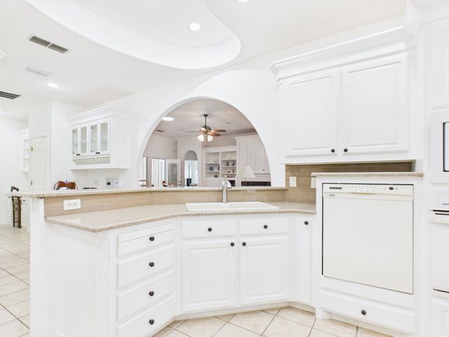 105 Sumner Lane, Waxahachie, TX 75165