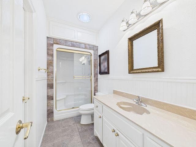105 Sumner Lane, Waxahachie, TX 75165