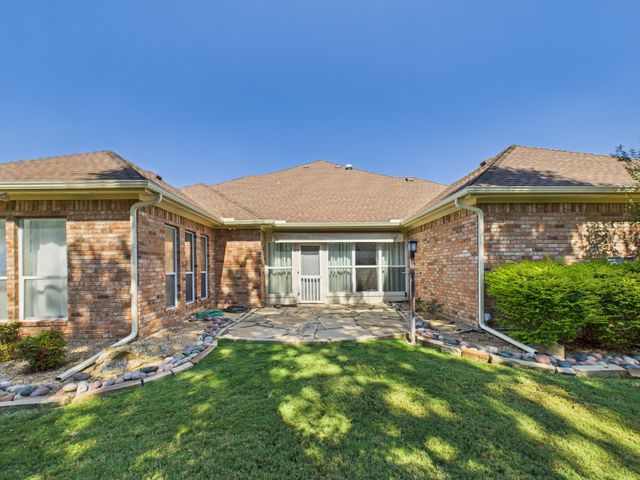 105 Sumner Lane, Waxahachie, TX 75165