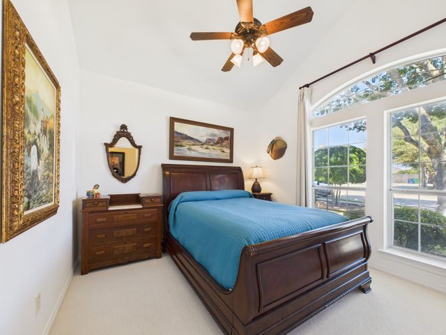 105 Sumner Lane, Waxahachie, TX 75165