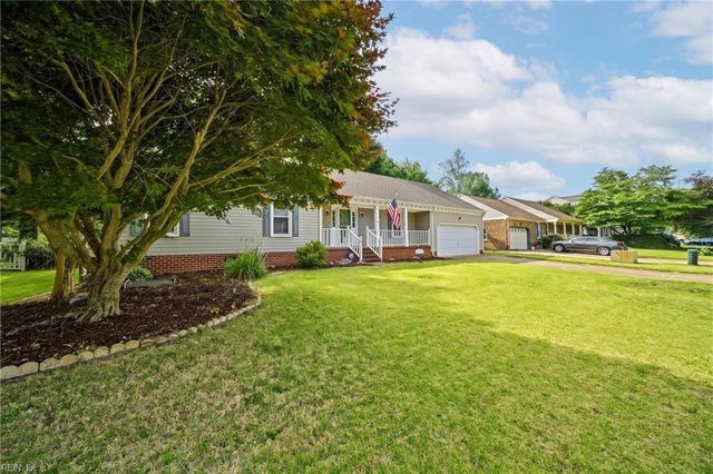809 Grantham LN, Chesapeake, VA 23322