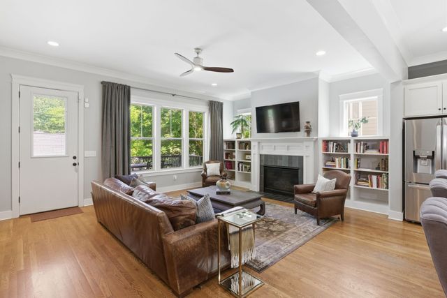 216C 38th Ave, N, Nashville, TN 37209