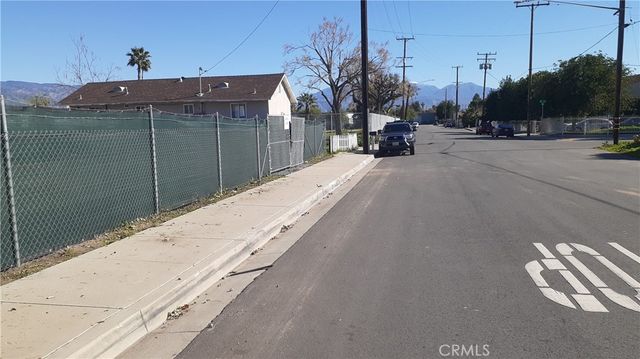 416 OAK Street, San Bernardino, CA 92401