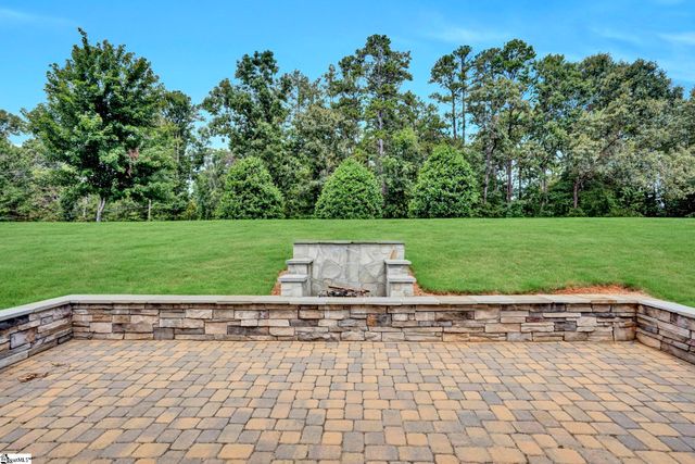 100 Strathaven Court, Greer, SC 29651