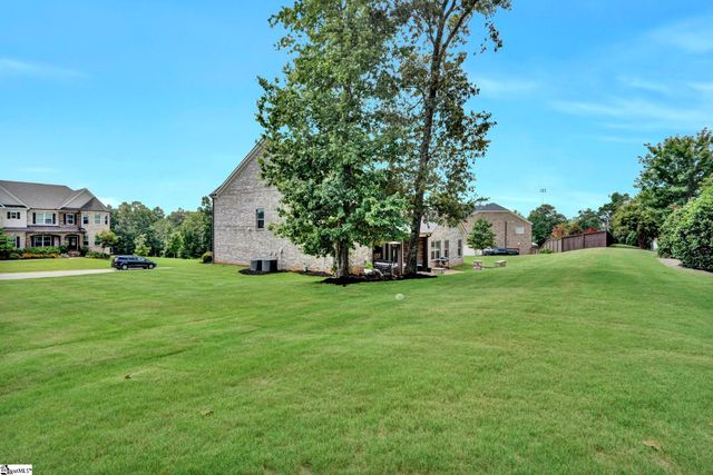 100 Strathaven Court, Greer, SC 29651