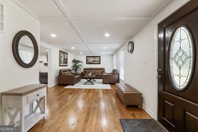 321 Crabtree Court, Marietta, GA 30068