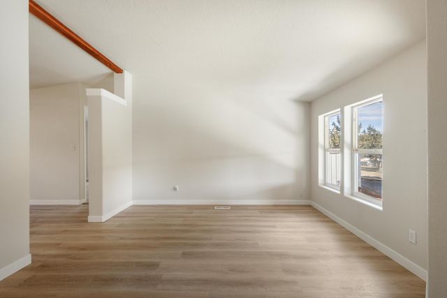 9071 SW Sand Ridge Road, Terrebonne, OR 97760