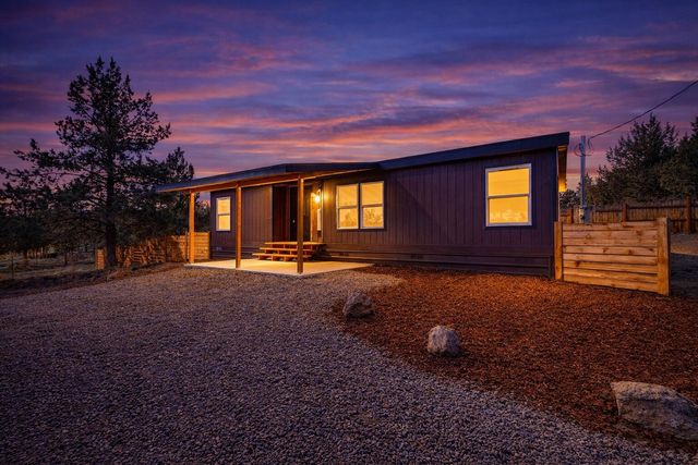 9071 SW Sand Ridge Road, Terrebonne, OR 97760