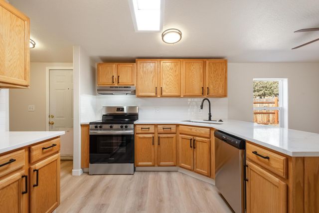 9071 SW Sand Ridge Road, Terrebonne, OR 97760